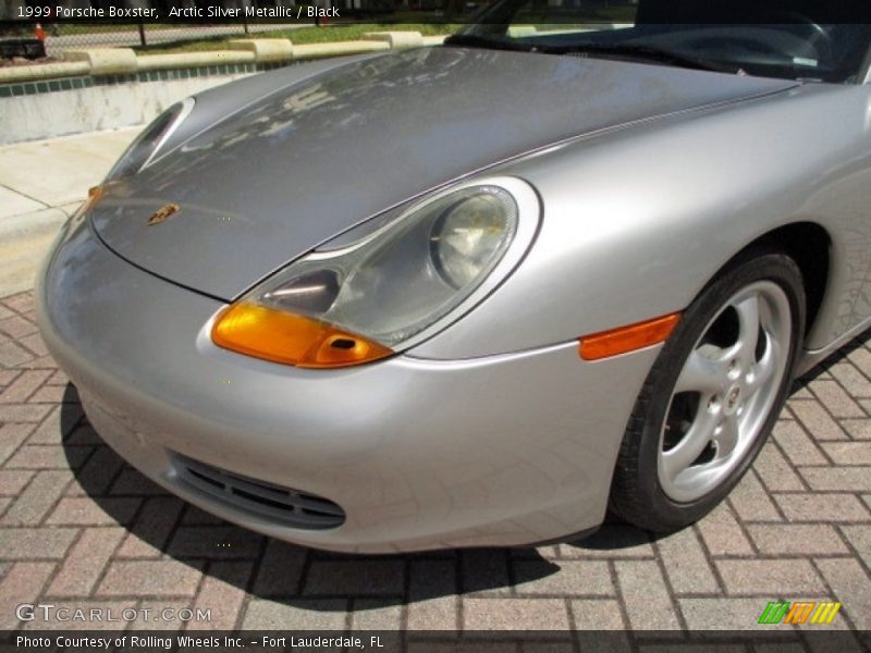 Arctic Silver Metallic / Black 1999 Porsche Boxster