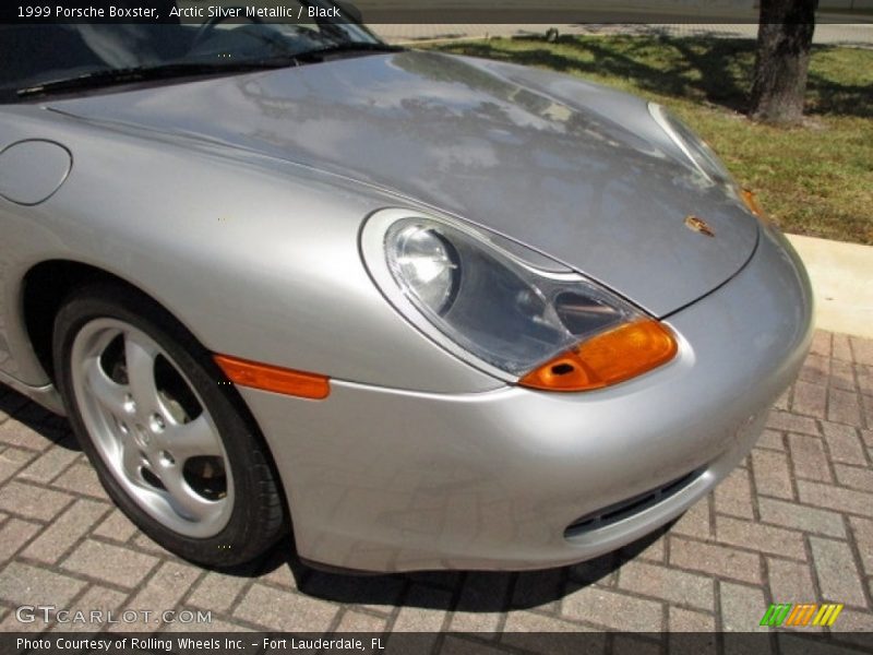 Arctic Silver Metallic / Black 1999 Porsche Boxster
