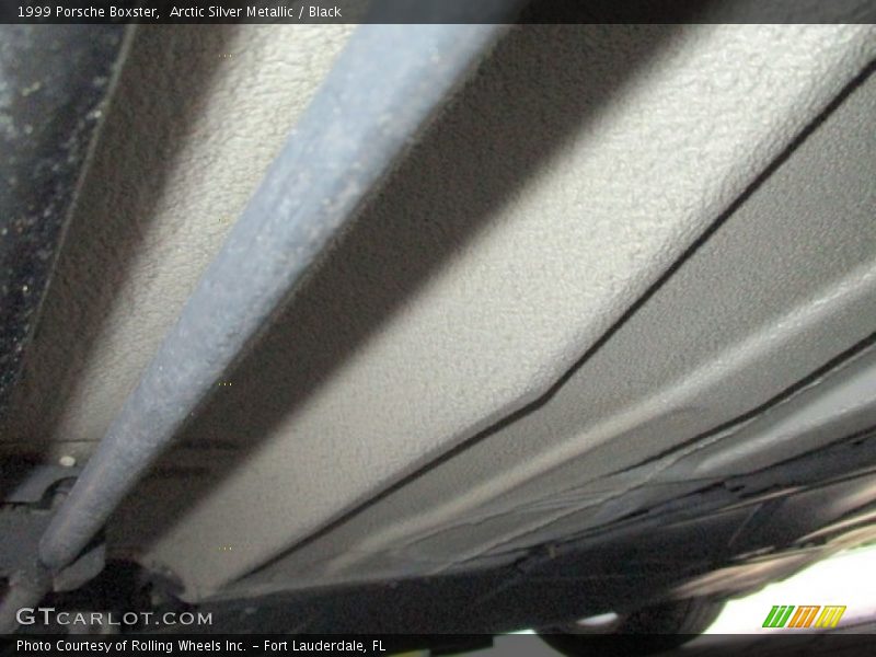 Arctic Silver Metallic / Black 1999 Porsche Boxster