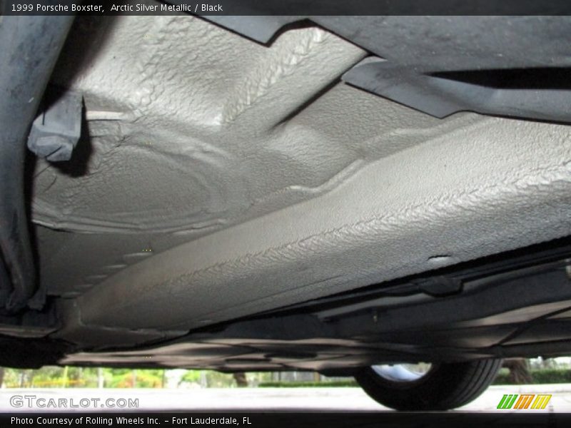 Arctic Silver Metallic / Black 1999 Porsche Boxster