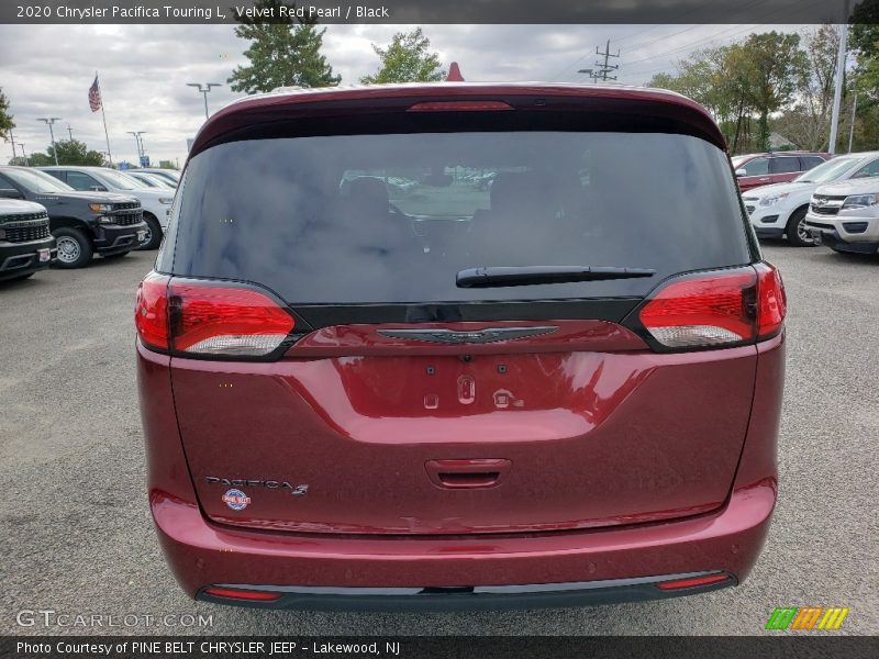 Velvet Red Pearl / Black 2020 Chrysler Pacifica Touring L
