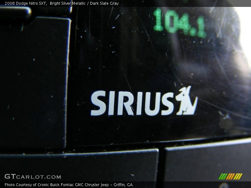 Bright Silver Metallic / Dark Slate Gray 2008 Dodge Nitro SXT