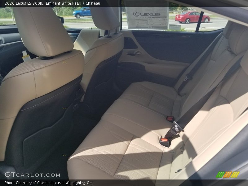 Eminent White Pearl / Chateau 2020 Lexus ES 300h