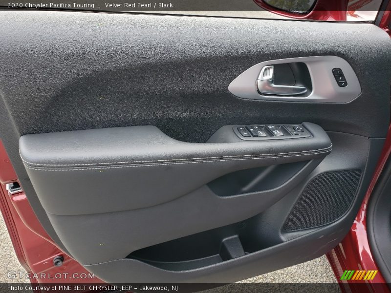 Velvet Red Pearl / Black 2020 Chrysler Pacifica Touring L