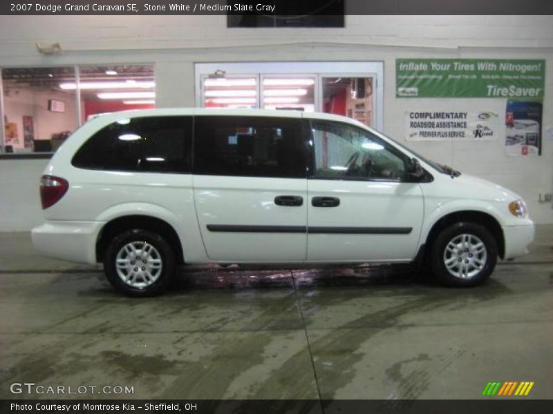 Stone White / Medium Slate Gray 2007 Dodge Grand Caravan SE