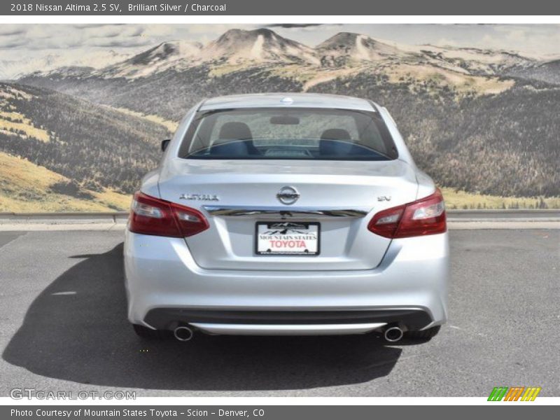 Brilliant Silver / Charcoal 2018 Nissan Altima 2.5 SV