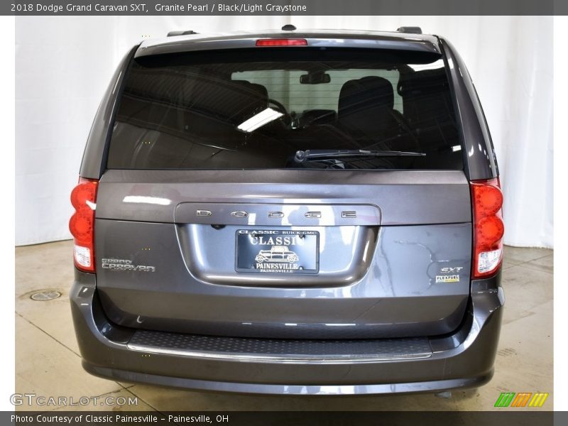 Granite Pearl / Black/Light Graystone 2018 Dodge Grand Caravan SXT