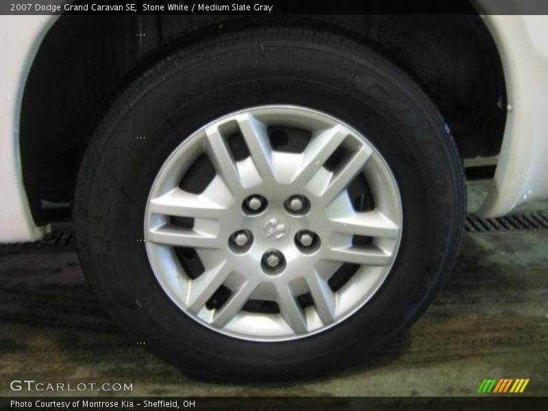 Stone White / Medium Slate Gray 2007 Dodge Grand Caravan SE