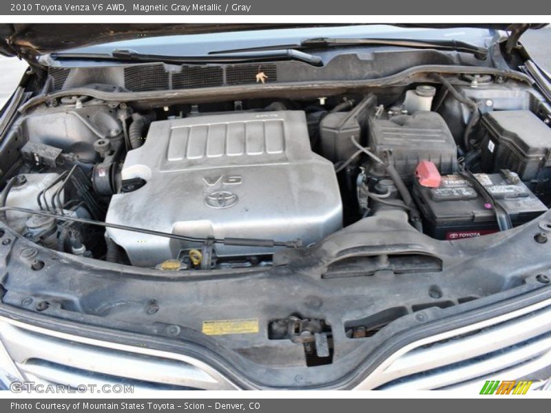 Magnetic Gray Metallic / Gray 2010 Toyota Venza V6 AWD