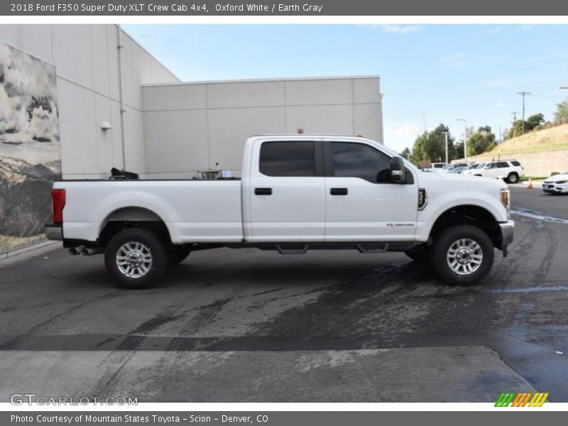 Oxford White / Earth Gray 2018 Ford F350 Super Duty XLT Crew Cab 4x4