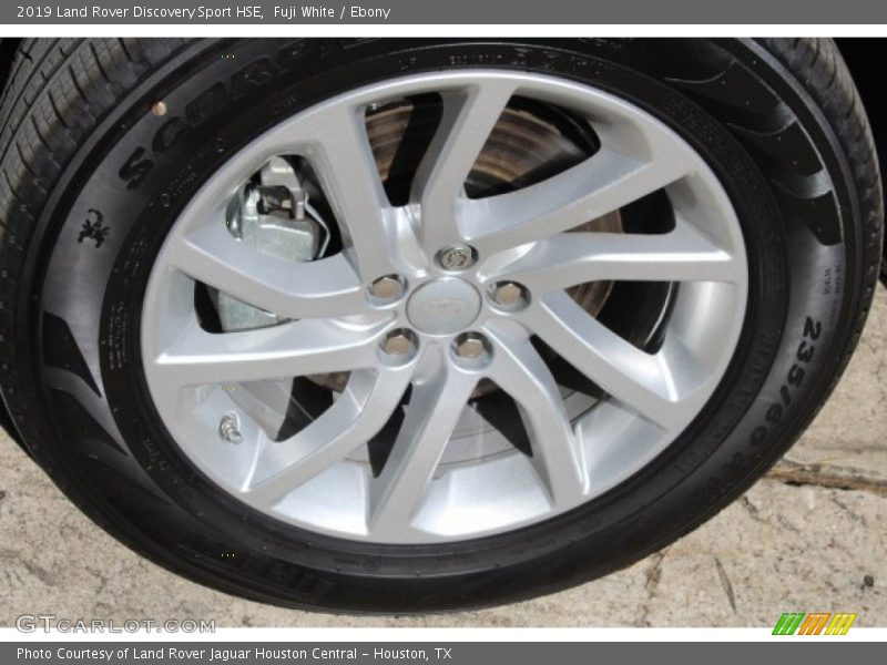 Fuji White / Ebony 2019 Land Rover Discovery Sport HSE
