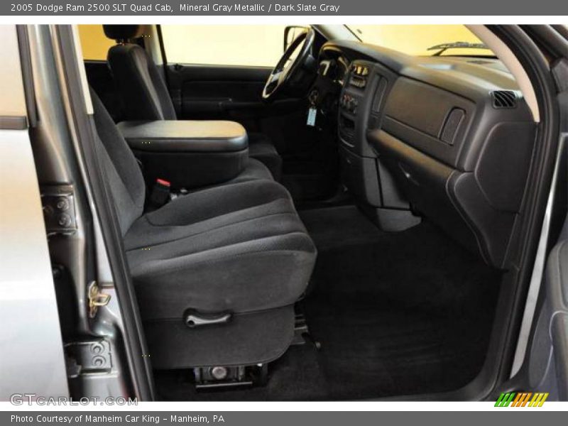 Mineral Gray Metallic / Dark Slate Gray 2005 Dodge Ram 2500 SLT Quad Cab