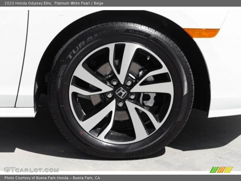 Platinum White Pearl / Beige 2020 Honda Odyssey Elite