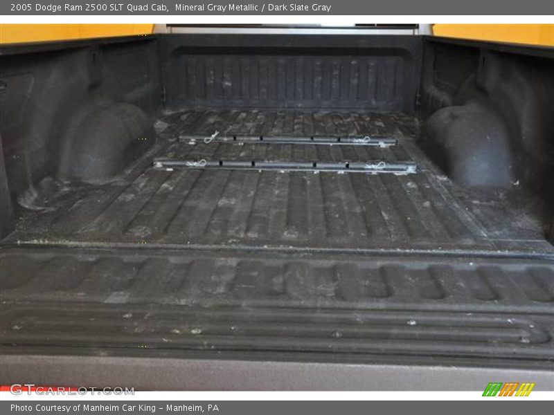 Mineral Gray Metallic / Dark Slate Gray 2005 Dodge Ram 2500 SLT Quad Cab
