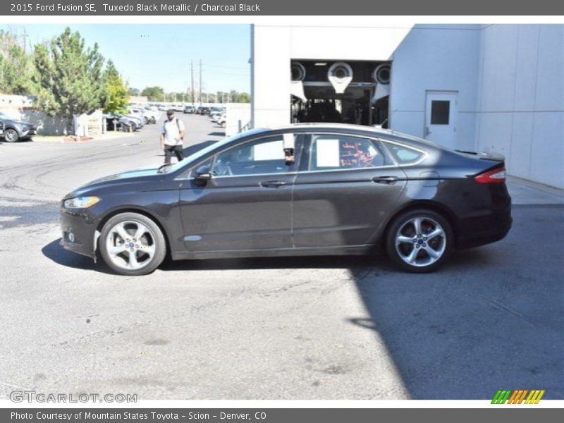 Tuxedo Black Metallic / Charcoal Black 2015 Ford Fusion SE