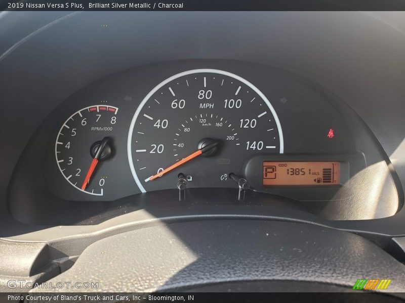 Brilliant Silver Metallic / Charcoal 2019 Nissan Versa S Plus