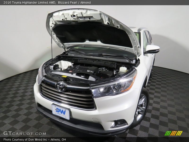 Blizzard Pearl / Almond 2016 Toyota Highlander Limited AWD