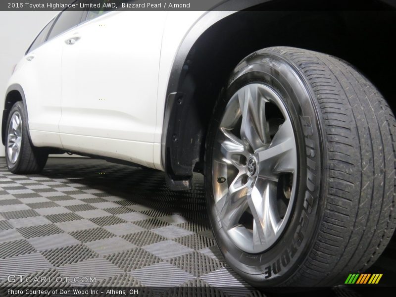 Blizzard Pearl / Almond 2016 Toyota Highlander Limited AWD