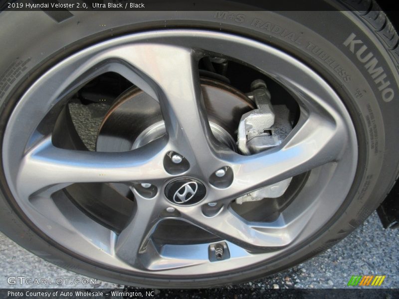 Ultra Black / Black 2019 Hyundai Veloster 2.0