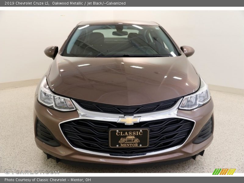 Oakwood Metallic / Jet Black/­Galvanized 2019 Chevrolet Cruze LS