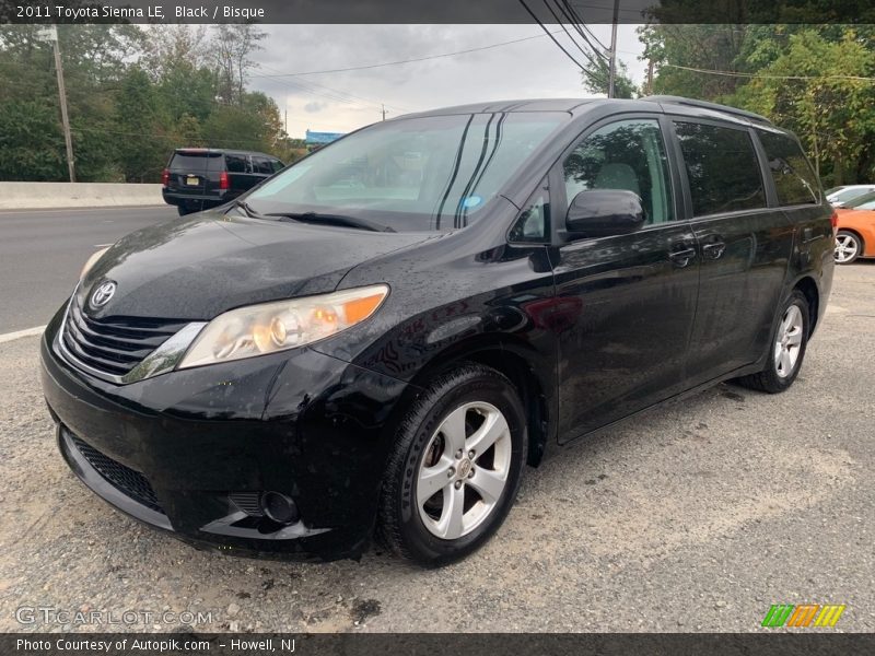 Black / Bisque 2011 Toyota Sienna LE