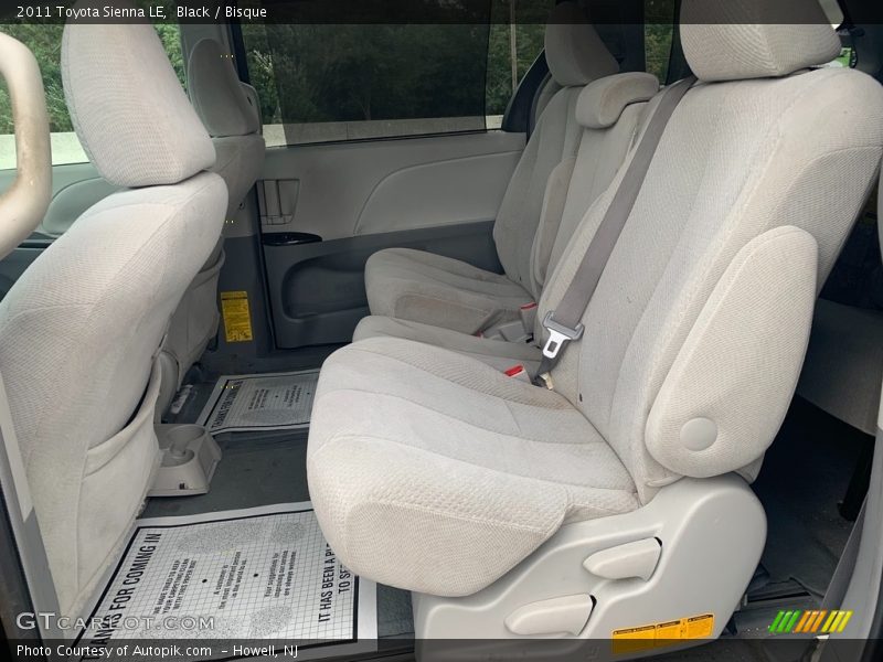 Black / Bisque 2011 Toyota Sienna LE