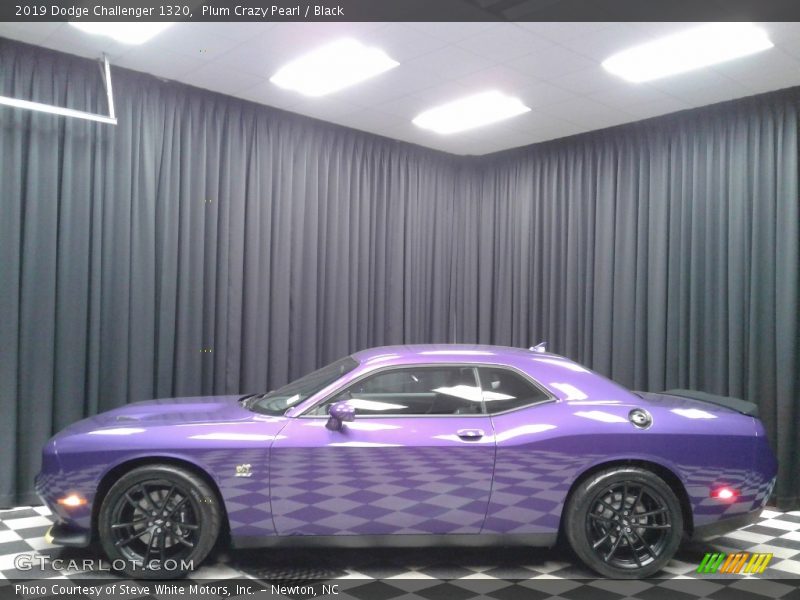 Plum Crazy Pearl / Black 2019 Dodge Challenger 1320