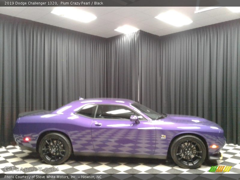 Plum Crazy Pearl / Black 2019 Dodge Challenger 1320