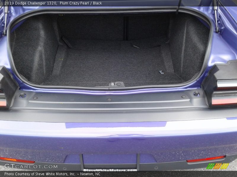 Plum Crazy Pearl / Black 2019 Dodge Challenger 1320