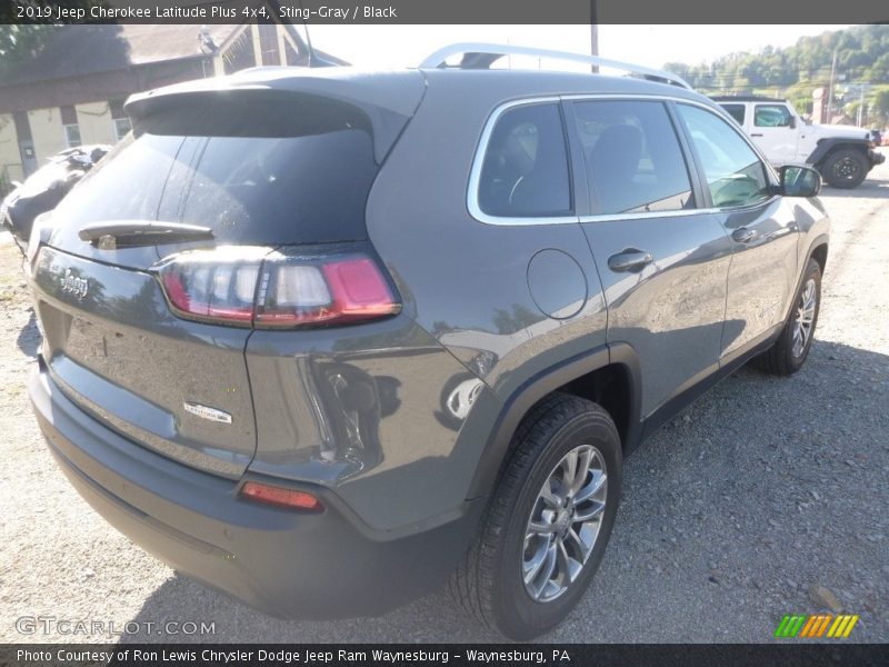 Sting-Gray / Black 2019 Jeep Cherokee Latitude Plus 4x4