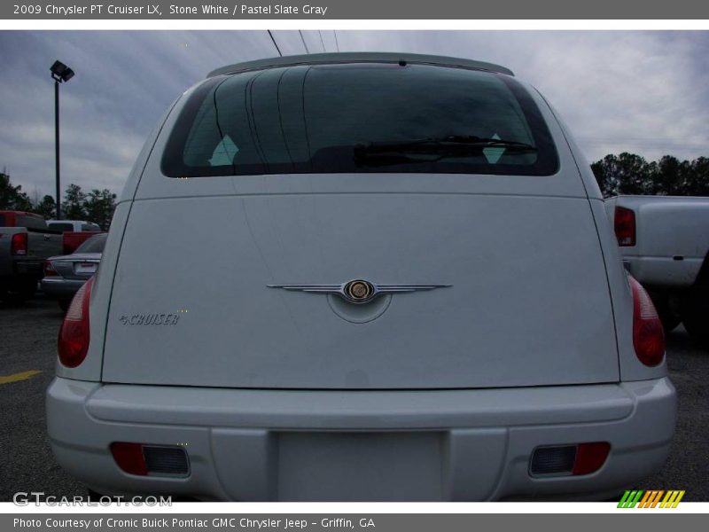 Stone White / Pastel Slate Gray 2009 Chrysler PT Cruiser LX
