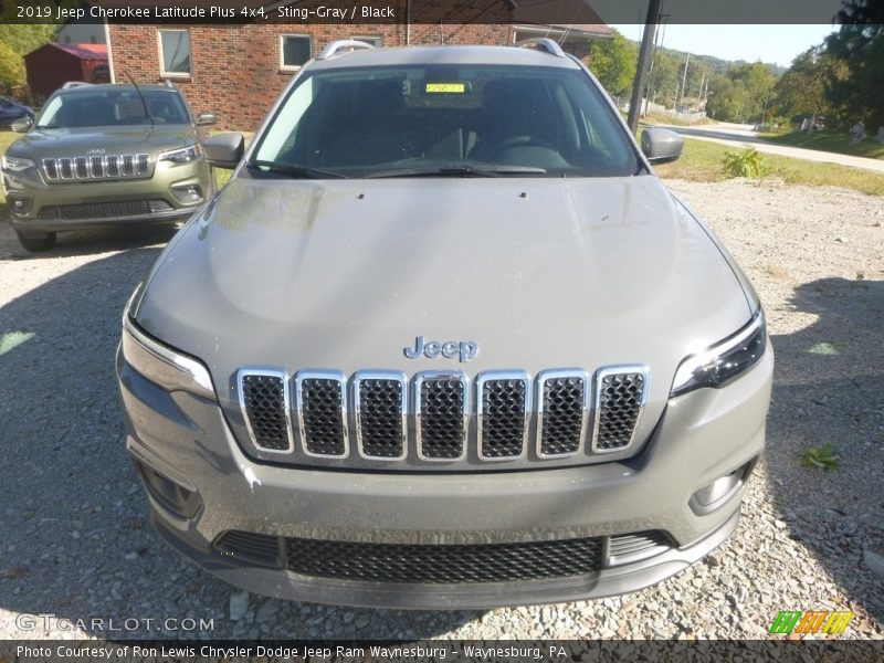 Sting-Gray / Black 2019 Jeep Cherokee Latitude Plus 4x4