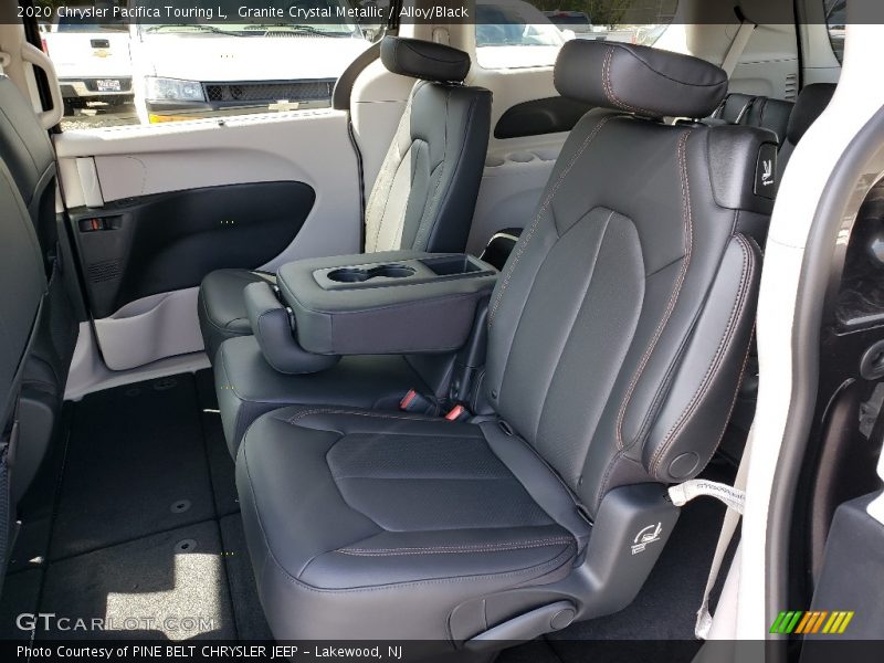 Granite Crystal Metallic / Alloy/Black 2020 Chrysler Pacifica Touring L