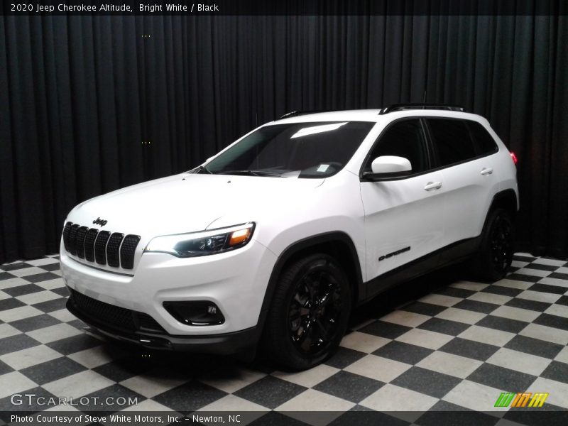 Bright White / Black 2020 Jeep Cherokee Altitude