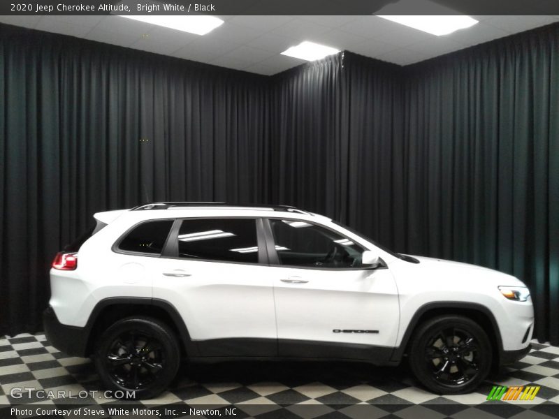 Bright White / Black 2020 Jeep Cherokee Altitude