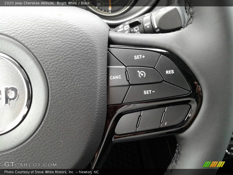 Bright White / Black 2020 Jeep Cherokee Altitude