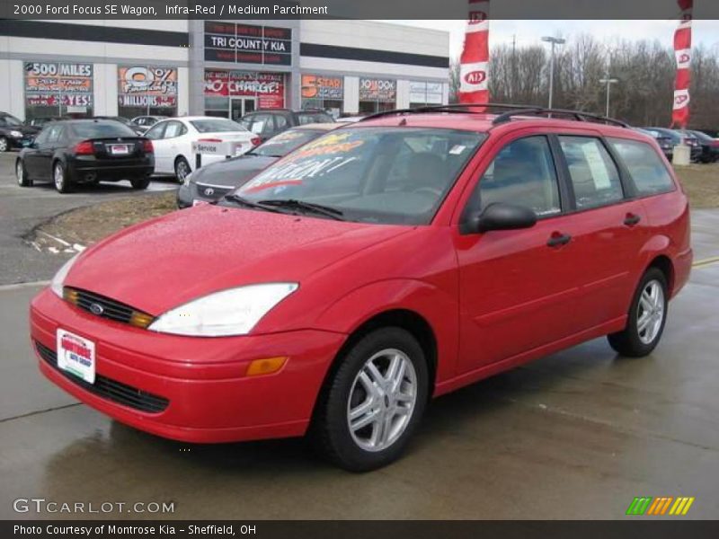 Infra-Red / Medium Parchment 2000 Ford Focus SE Wagon