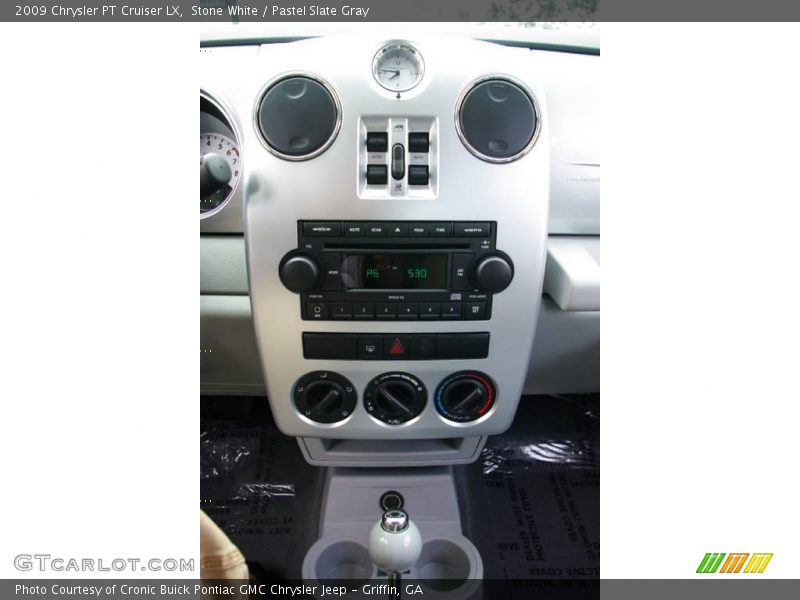 Stone White / Pastel Slate Gray 2009 Chrysler PT Cruiser LX