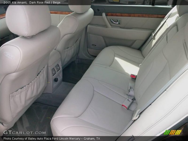 Dark Rose Red / Beige 2005 Kia Amanti