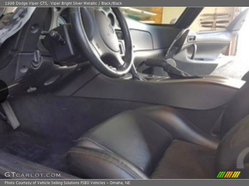 Viper Bright Silver Metallic / Black/Black 1998 Dodge Viper GTS