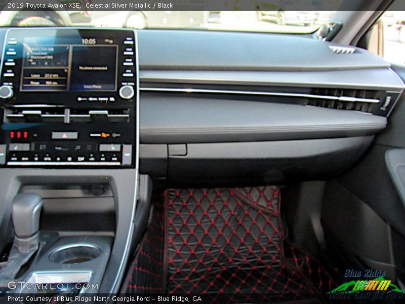Celestial Silver Metallic / Black 2019 Toyota Avalon XSE