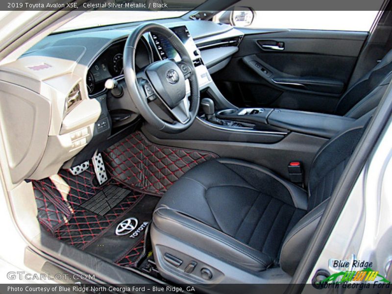 Celestial Silver Metallic / Black 2019 Toyota Avalon XSE