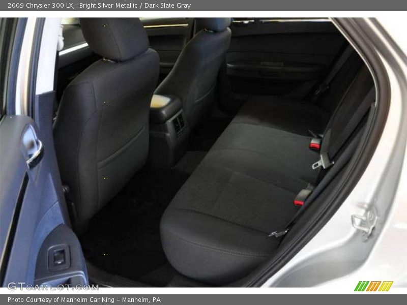 Bright Silver Metallic / Dark Slate Gray 2009 Chrysler 300 LX