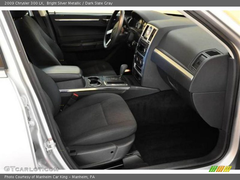 Bright Silver Metallic / Dark Slate Gray 2009 Chrysler 300 LX