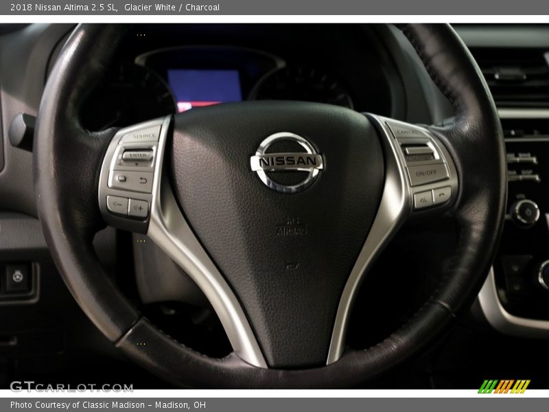 Glacier White / Charcoal 2018 Nissan Altima 2.5 SL