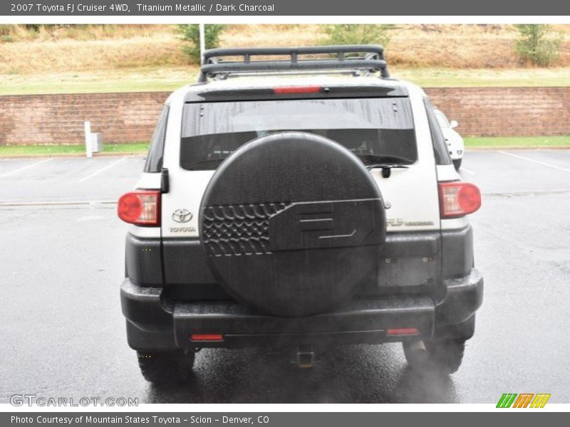 Titanium Metallic / Dark Charcoal 2007 Toyota FJ Cruiser 4WD