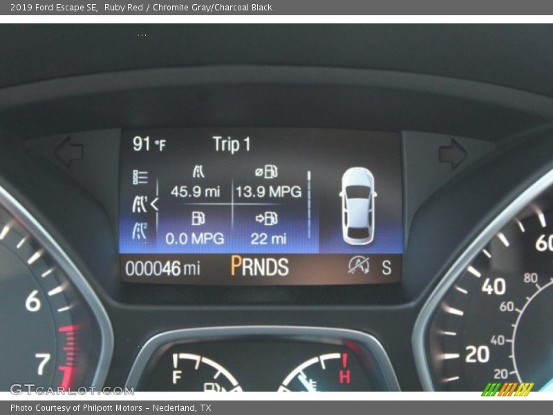 Ruby Red / Chromite Gray/Charcoal Black 2019 Ford Escape SE