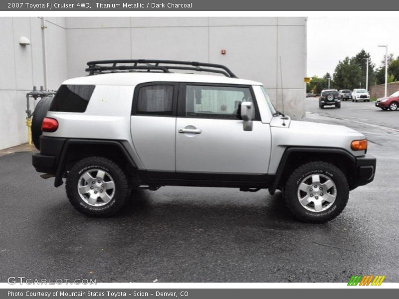 Titanium Metallic / Dark Charcoal 2007 Toyota FJ Cruiser 4WD