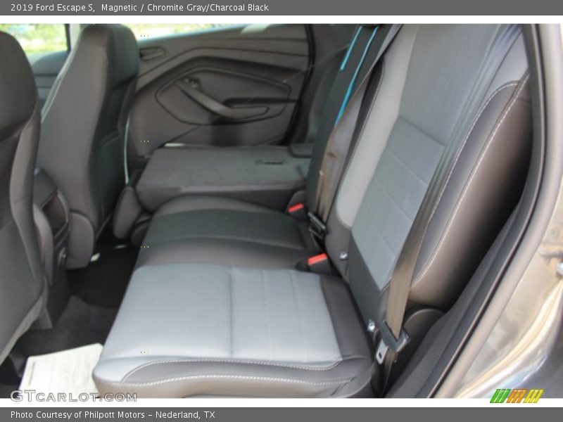 Magnetic / Chromite Gray/Charcoal Black 2019 Ford Escape S