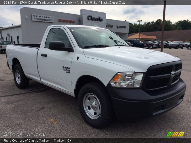 Bright White / Black/Diesel Gray 2019 Ram 1500 Classic Tradesman Regular Cab 4x4